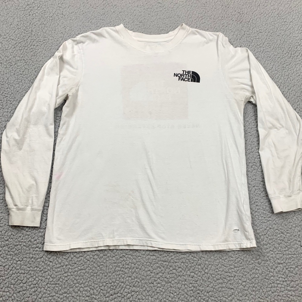 The North Face T-Shirt Mens XL White Long Sleeve Cotton Graphic Logo‎